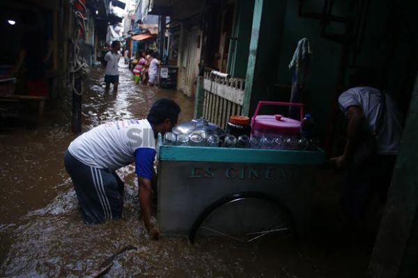 Banjir, Begini Kondisi Kampung Pulo Sore Ini