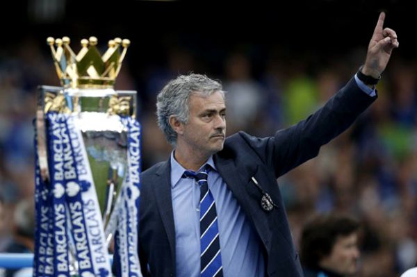 Lima Poin Pertimbangan Chelsea Sebelum Pecat Mourinho