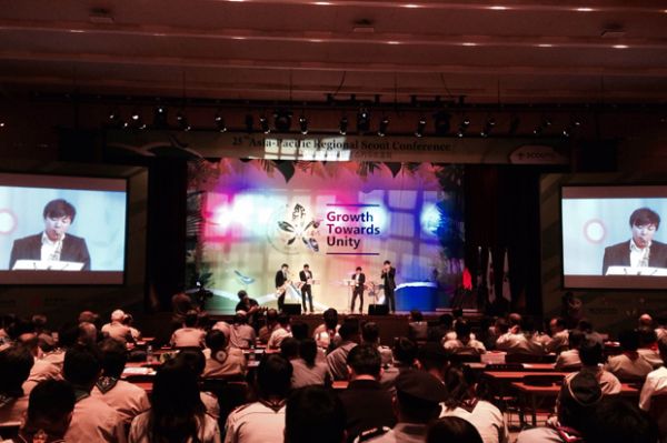 Konferensi Pramuka Asia Pasifik Dibuka dengan Api Unggun 3D & Boy Band Korea
