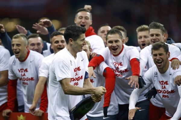 Lewandowski Getol Cetak Gol 
