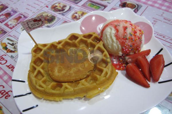 Waffle Hello Kitty's Corner
