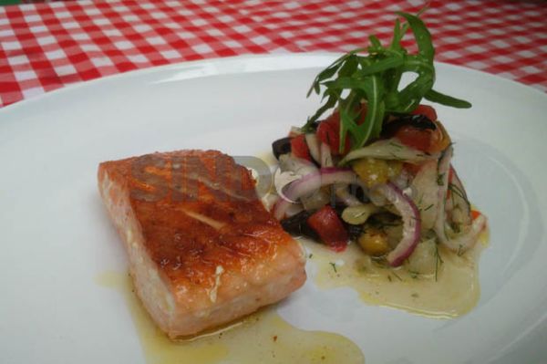 Red Mullet with Fennel and Olives Red Mullet with Fennel and Olives