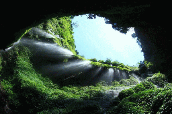 5 Air Terjun Terindah di Indonesia