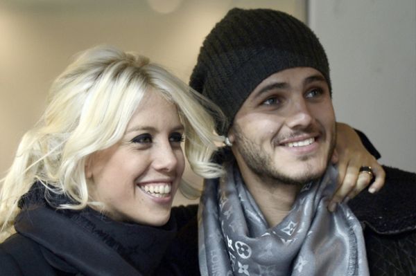 Berbekal Cinta, Istri Dijadikan Agen oleh Striker Inter