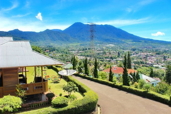7 Hotel di Bawah Rp1 Juta untuk Liburan Keluarga di Puncak