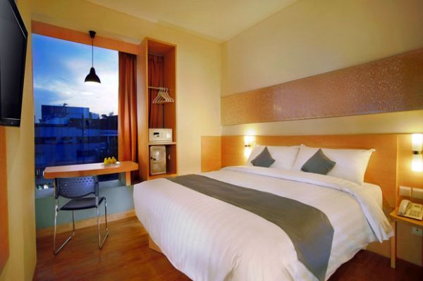 neo-hotel-melawai-1 (misteraladin.com)