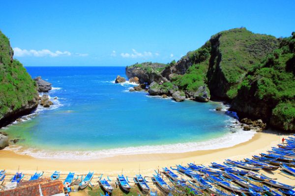 5 Pantai Tersembunyi Super Cantik di Yogyakarta