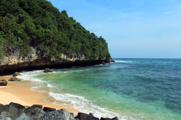 5 Pantai Tersembunyi Super Cantik di Yogyakarta
