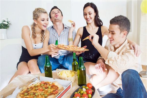 makan di rumah
