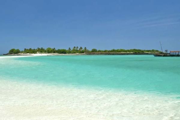 5 Pantai Tersembunyi Paling Indah di Dunia
