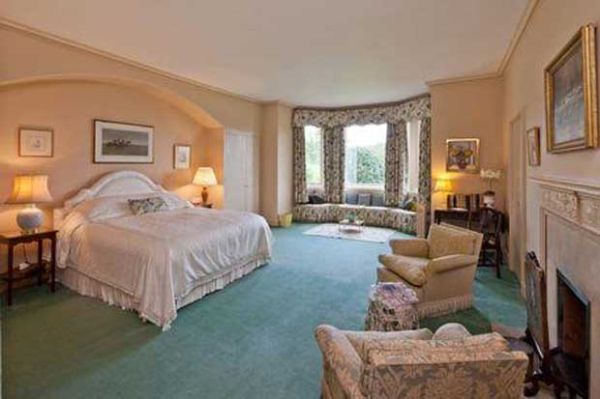 Wow! Rumah Baru David Beckham Seharga Rp593 Miliar