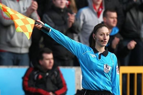 Deretan Wasit Cantik yang Menghebohkan Sepak Bola