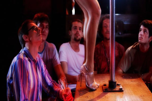 STRIP-CLUB 2 (huffpost.com)