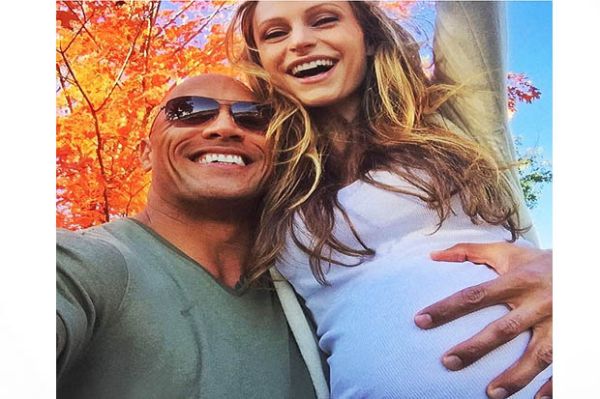 The Rock dengan Lauren Hashian yang tengah mengandung (instagram)