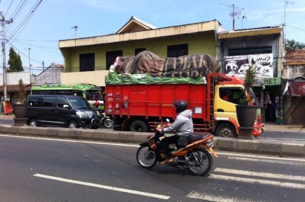 Polres Batang Siapkan Tiga Kantong Parkir Truk