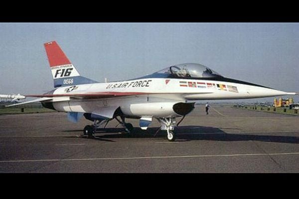 Sederet Kasus Kecelakaan Pesawat Tempur F-16