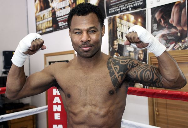 Tyson Jagokan Pacquiao, Amir Kahn Bela Mayweather Jr.