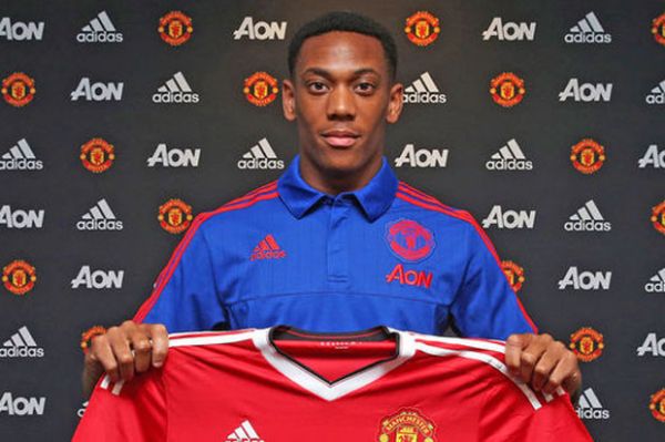 10 Transfer Terpanas Liga Inggris di Musim Panas 2015/2016