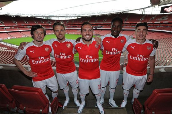 Henry Dilibatkan, Arsenal Rilis Jersey Baru Musim 2015/2016