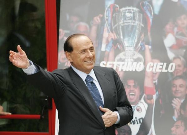 Berlusconi: Datanglah, Ibra!