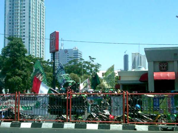 Gelar Aksi, Ini Empat Poin Tuntutan Bonek 1927