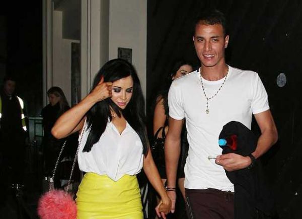 5 Pesepakbola Top Dunia Ini Pernah Cicipi Tubuh Carla Howe