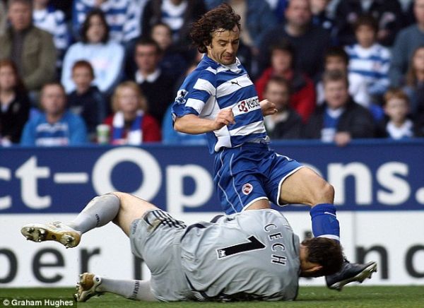 Lima Momen Bersejarah Cech di Chelsea