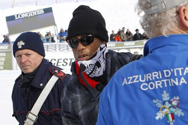 Setelah Cium Vonn, Gigi Tiger Woods Copot