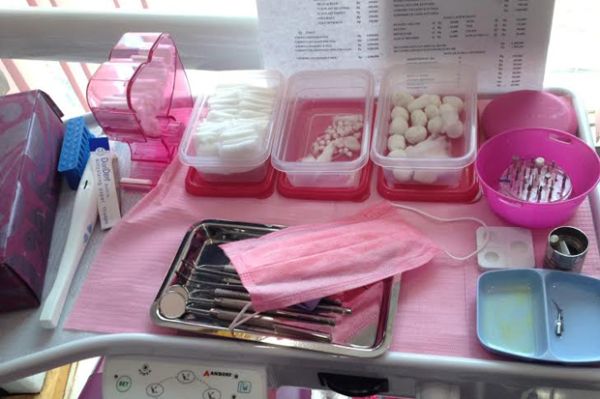 Klinik Gigi Serba Pink, Mengusung Misi Sosial