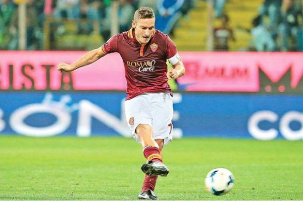 10 Algojo Penalti Terhebat Saat Ini 