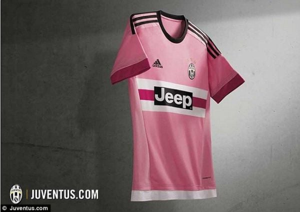Juventus Rilis Jersey Anyar