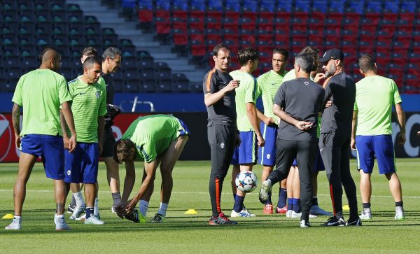 Intip Latihan Juventus dan Barcelona di Sini
