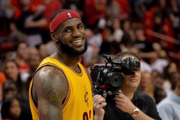 LeBron Disambut Bak Pahlawan