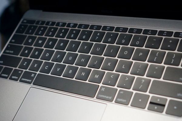 MacBook
