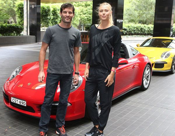 Sharapova Dijemput Pria Bermobil Mewah