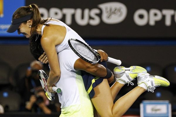 Hingis Tambah Koleksi Gelar Kesembilan