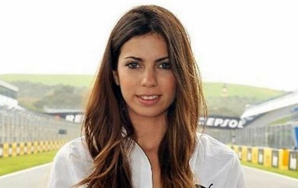 Juventus vs Barcelona: 10 Bidadari Cantik di Laga Panas