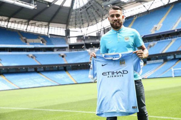 10 Transfer Terpanas Liga Inggris di Musim Panas 2015/2016