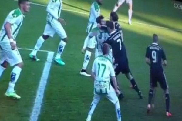 Ini Dia Aksi Pencak Silat Ronaldo Saat Hadapi Cordoba