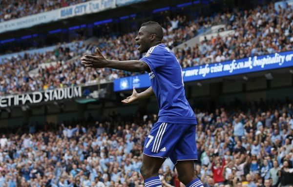 City Hujani Gawang Chelsea Tiga Gol