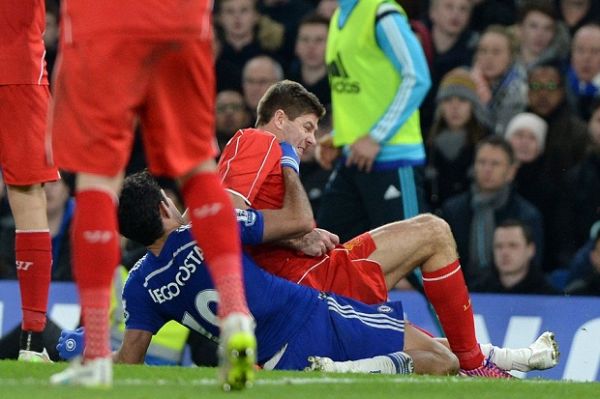 Bahkan Gerrard Tak Bisa Sembunyikan Emosinya Pada Costa
