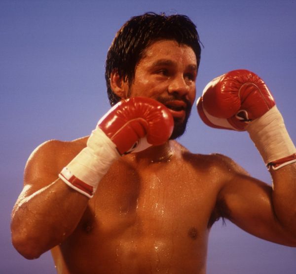 Mengejutkan, Mayweather Jr Kalahkan Muhammad Ali