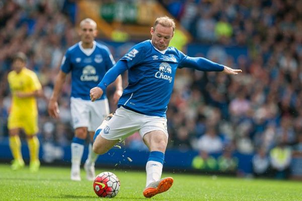 Tinggalkan MU, Rooney Mudik ke Everton