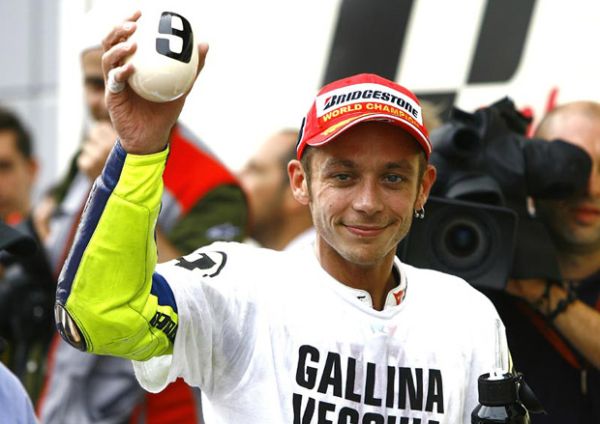 5 Alasan Rossi Wajib Juara MotoGP 2015