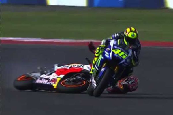 Catatan Rivalitas Mengerikan Valentino Rossi