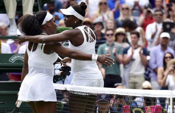 Pijak Delapan Besar, Serena Menangi Duel Williams Bersaudara
