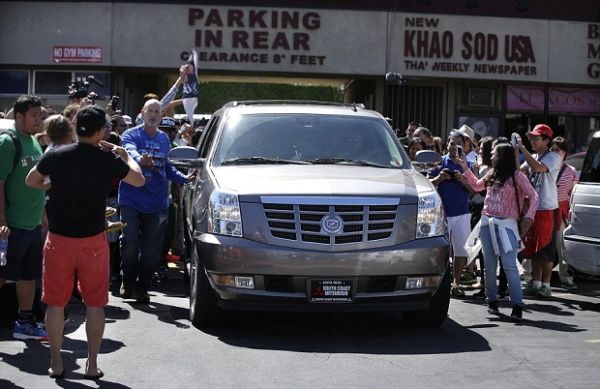 Ratusan Kendaraan Kawal Pacquiao Menuju Las Vegas 
