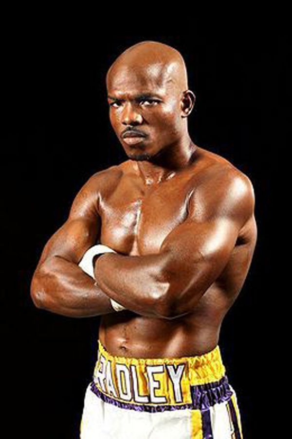 Urung Pensiun? Enam Petinju Antre Tunggu Mayweather Jr