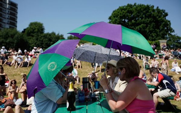 Cuaca Ekstrem Sasar Gelaran Wimbledon 2015 