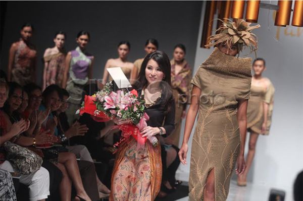 Keindahan Seni Peranakan Persembahan Yanny Tan 